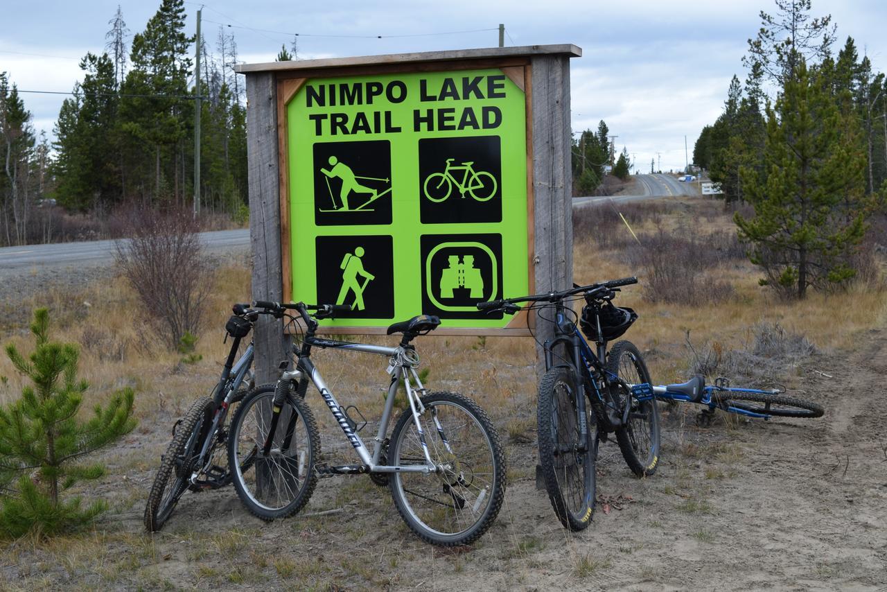 Retreat Wilderness Inn Nimpo Lake Buitenkant foto
