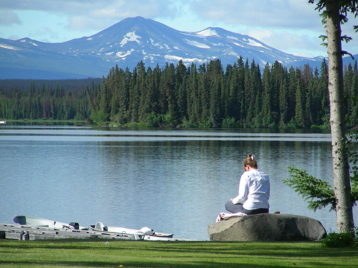 Retreat Wilderness Inn Nimpo Lake Buitenkant foto