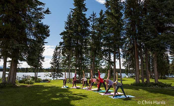 Retreat Wilderness Inn Nimpo Lake Buitenkant foto